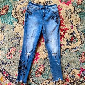 Embroidered High Waist Skinny Jeans